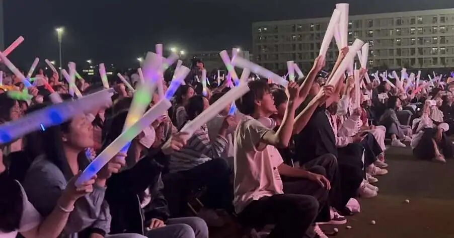 河北科技学院举办“畅游曹妃甸 文旅新体验”非遗文化进校园文艺晚会 第 3 张