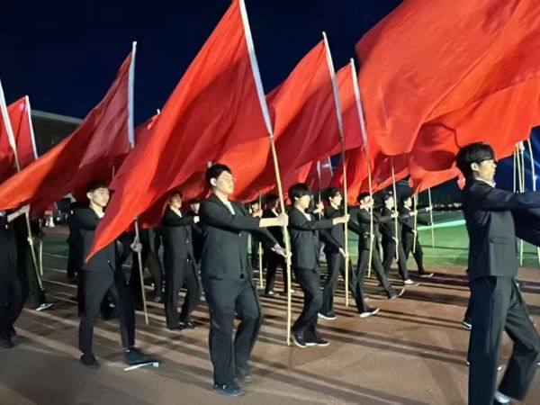 体育强国扬斗争 凝心聚力谱新篇 || 河北科技学院第三十六届体育文化节暨2025年春季运动会顺利开幕 第 6 张