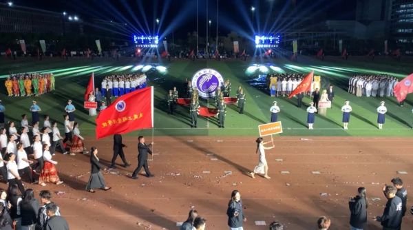 体育强国扬斗争 凝心聚力谱新篇 || 河北科技学院第三十六届体育文化节暨2025年春季运动会顺利开幕 第 23 张