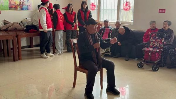 爱心汇聚养老院，真情传递助暮年||河北科技学院青年志愿者协会走进华建京东养老院开展志愿服务活动 第 7 张