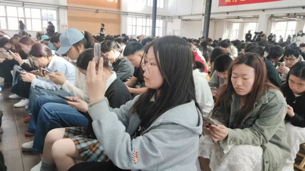 “一站式”学生社区 || 河北科技学院举办学术科技、创新创业等四大类竞赛宣讲会暨经验分享会 第 16 张