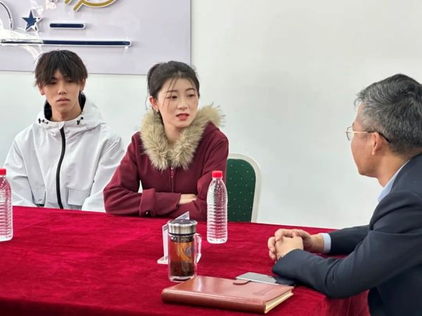 河北科技学院举办2025年3月份“我与校长面对面”一站式”学生社区座谈会 第 4 张