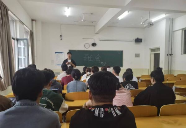 国家奖学金获得者专访：冯一帆—在逐梦旅程中奏响青春华章 第 4 张