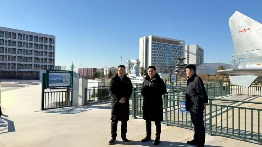 重磅：军事模型入校园！ 河北科技学院爱国主义教育研学基地、共建汽车主题公园研学基地揭牌 第 11 张
