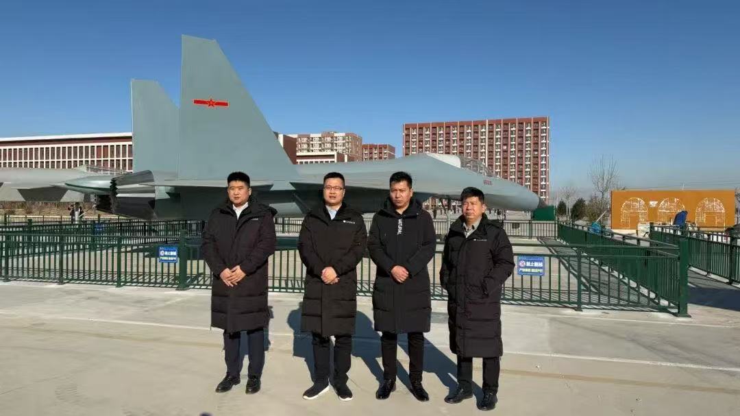 重磅：军事模型入校园！ 河北科技学院爱国主义教育研学基地、共建汽车主题公园研学基地揭牌 第 17 张